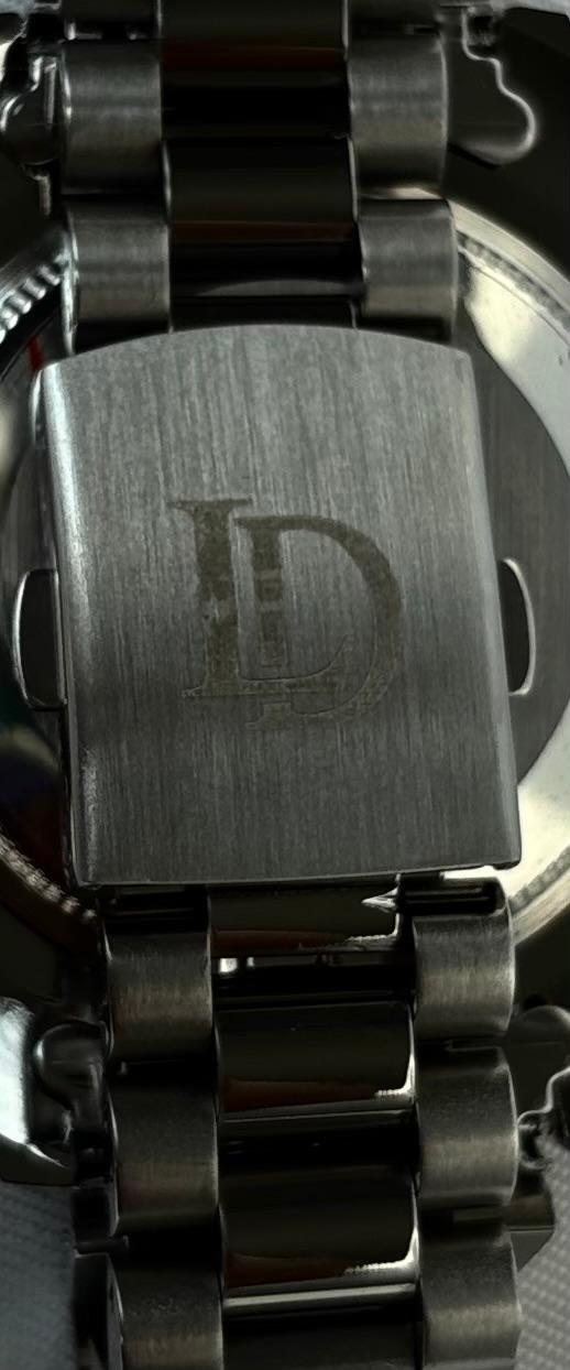 Laurent Devereux Nocturne Clasp Detail